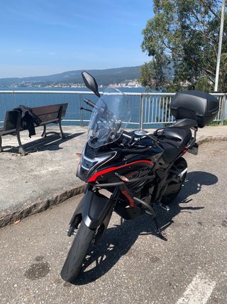 VOGE 300 DS Negra/Roja