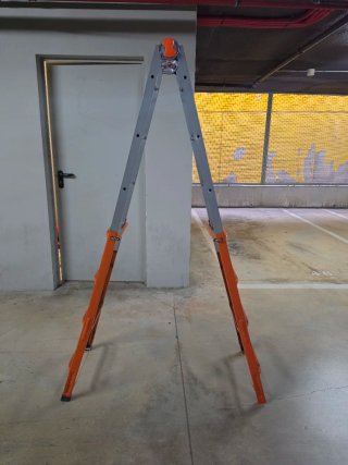 Escalera extensible aluminio naranja