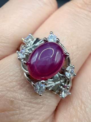 Anillo ajustable Rubi Star y circonitas