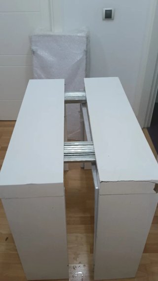 Mesa pagable blanca