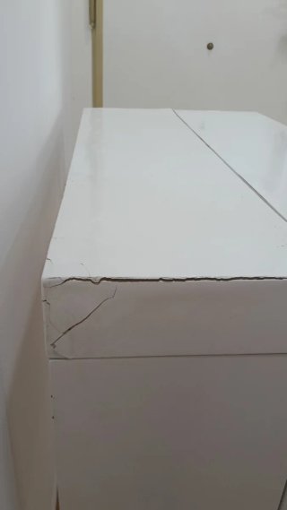 Mesa pagable blanca