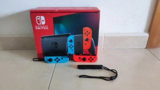 Nintendo Switch Azul y Rojo
