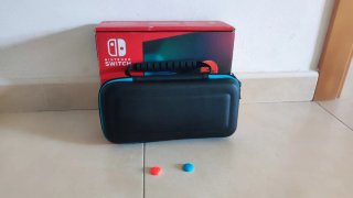 Nintendo Switch Azul y Rojo
