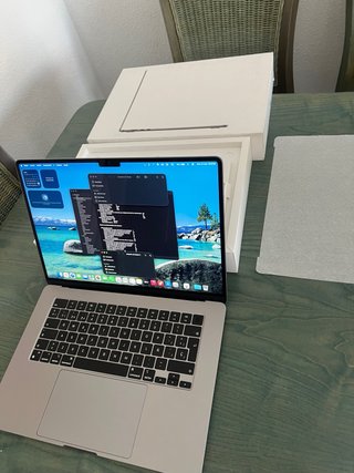 MacBook Air 15 M3 2024 a estrenar