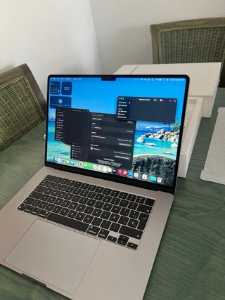 MacBook Air 15 M3 2024 a estrenar