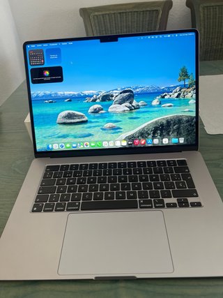 MacBook Air 15 M3 2024 a estrenar