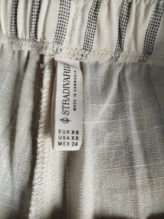 Pantalón recto rayas Stradivarius