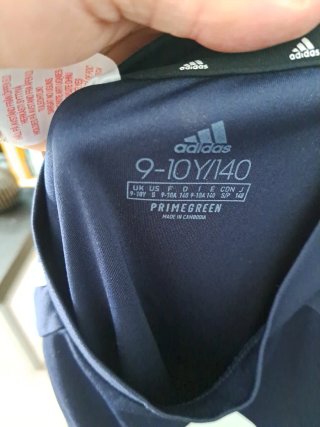 Conjunto Adidas niño Talla M (9/10 años)