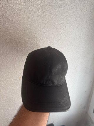 Gorra Gucci Negra GG Monogram