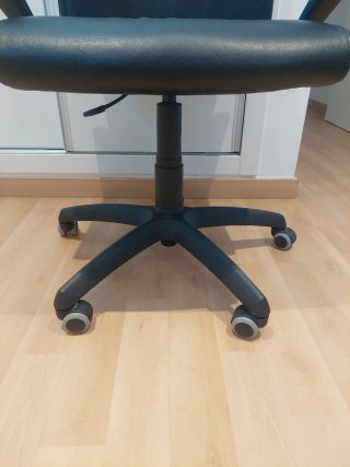 Silla de oficina giratoria