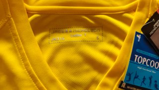 Camiseta deportiva mujer amarilla