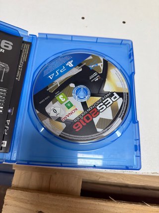 PES 2016 PS4 Pro Evolution Soccer