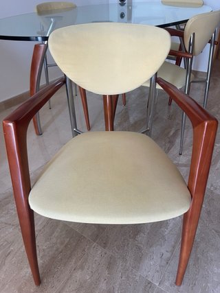 Mesa Comedor Cristal y 4 Sillas Madera