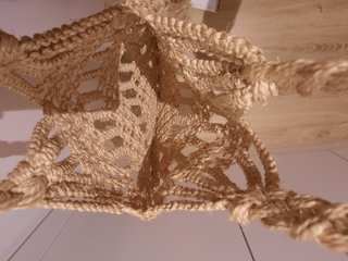 Bolso macramé hecho de fibra natural. Vintage