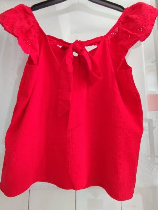 Blusa roja talla S/M