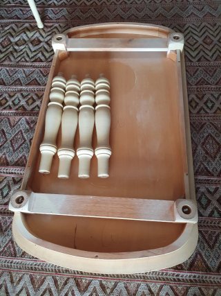 Mesa comedor y 6 sillas crema