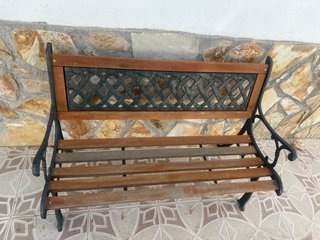 Banco de jardín madera y metal