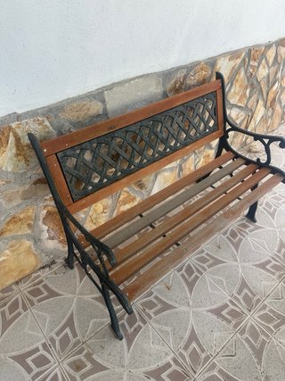Banco de jardín madera y metal