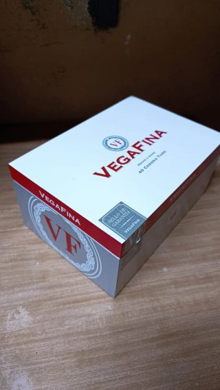 Scatola umidificatrice Vegafina per sigari
