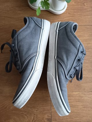 Zapatillas Vans clásicas grises talla 39
