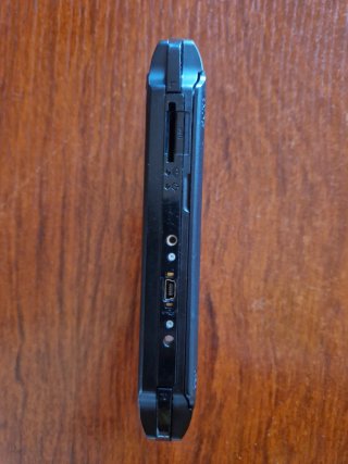 Sony PSP con cargador y juego Gran Turismo