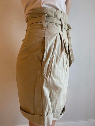 Bermudas de Eseoese Beige