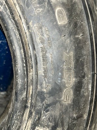 Neumatico Michelin 7.5 r16