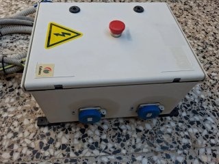 Cuadro Eléctrico con Interruptores