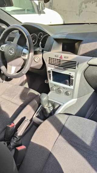 Opel Astra 2006