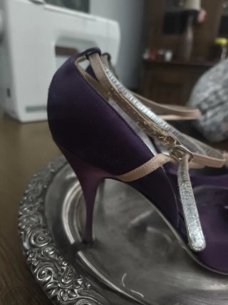 Tacones Dolce & Gabbana Talla 39 Morado Beige