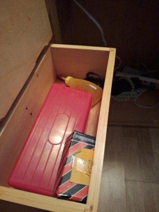 Máquina de coser Singer con mueble