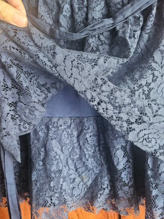 Falda encaje azul Stradivarius Talla M