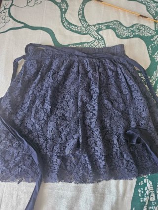 Falda encaje azul Stradivarius Talla M