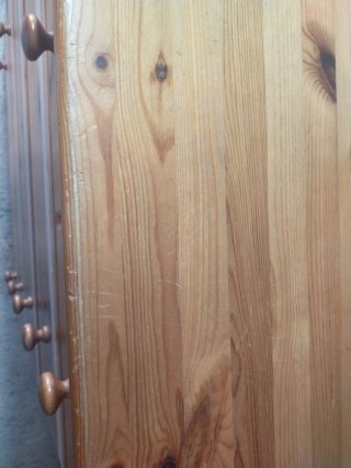Cassettiera in legno di pino