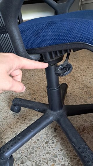 Silla de escritorio azul y negra