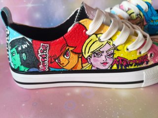 Zapatillas personalizadas Destripando la historia