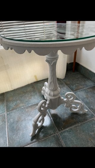 HOY. PRECIOSA !!!MESA 65€ CON CRISTAL.