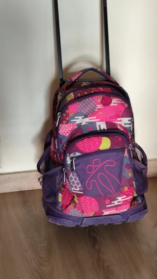 Mochila Totto escolar con ruedas multicolor