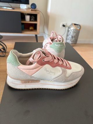 Zapatillas Pepe Jeans rosas y verdes