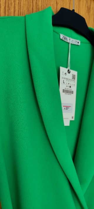 Vestido cruzado ZARA verde