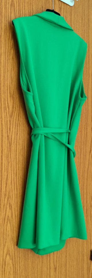 Vestido cruzado ZARA verde
