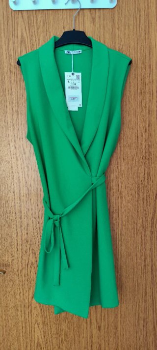 Vestido cruzado ZARA verde