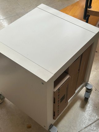 Mueble cubo IKEA KALLAX con ruedas