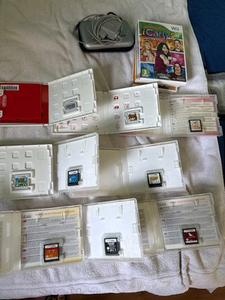 Megapack Nintendo 3DS+ Funda+ Cargador+ 13 juegos