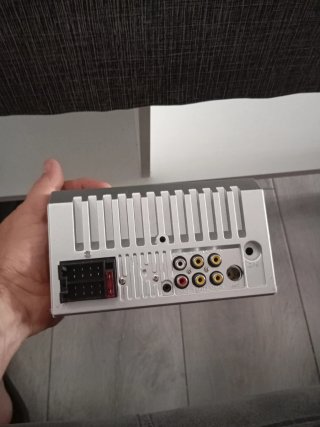 Radio 7010B Negra