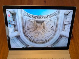 Microsoft Surface Book 2 13" 8GbRAM 238GbHDD