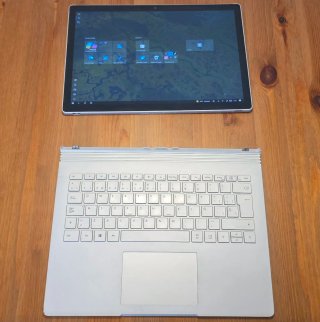 Microsoft Surface Book 2 13" 8GbRAM 238GbHDD