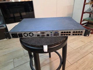 Switch KVM over IP Avocent DSR2030