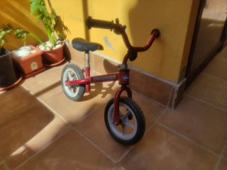 Lote bici, moto y coche infantil rojo