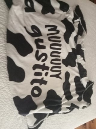 Manta de sofá suave negra.